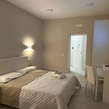 Residenza Esposito 2 ゲストハウス 3*