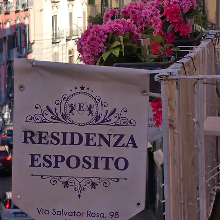 Residenza Esposito 2 ゲストハウス 3*